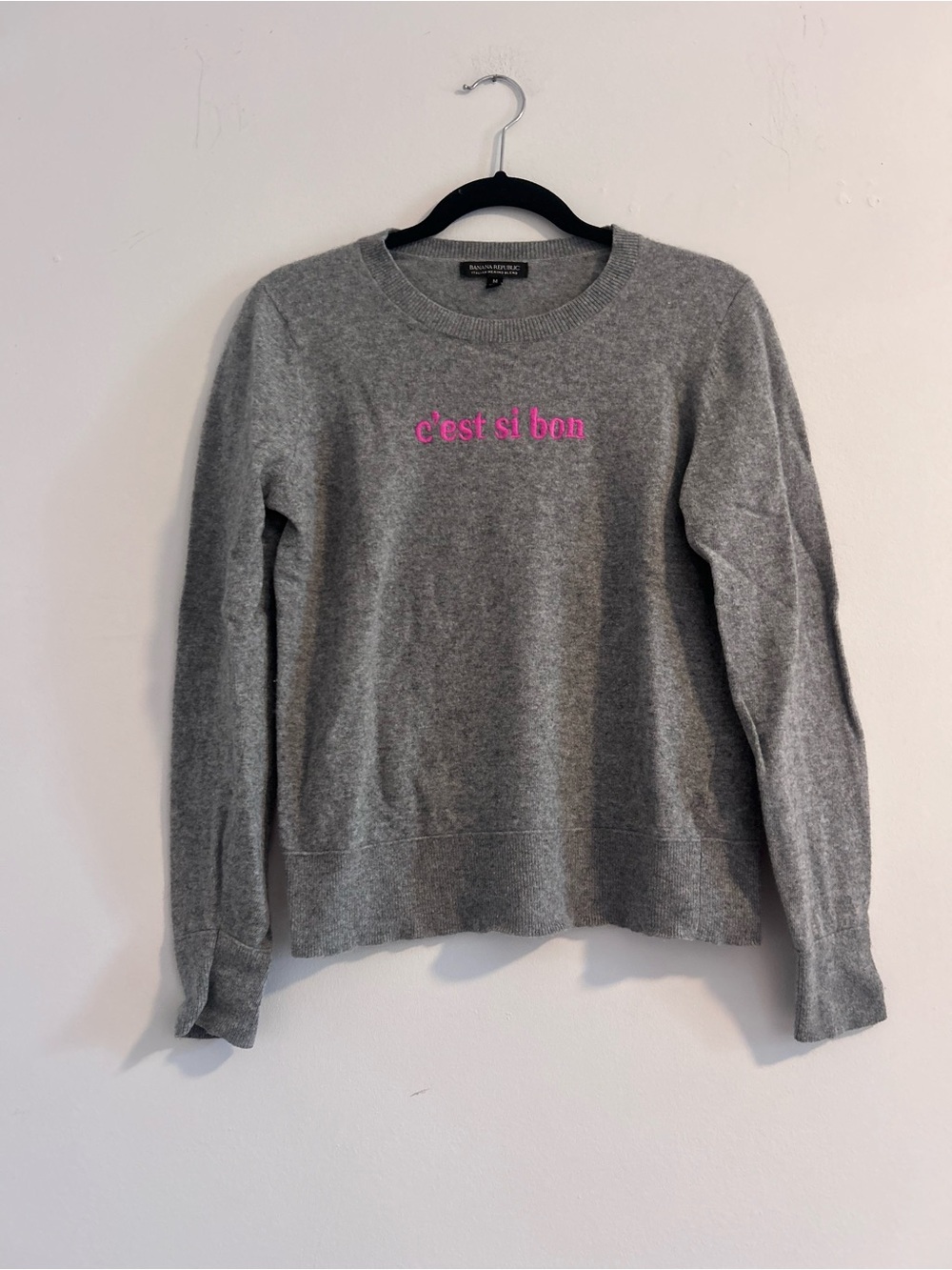 Banana Republic Wool Blend Gray Sweater with Pink 'c'est si bon' Embroidery